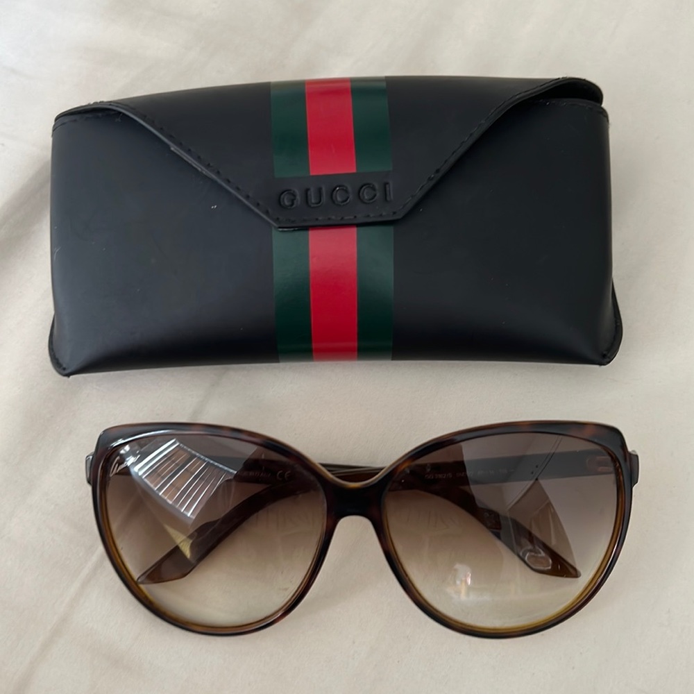 Gucci Sunglasess